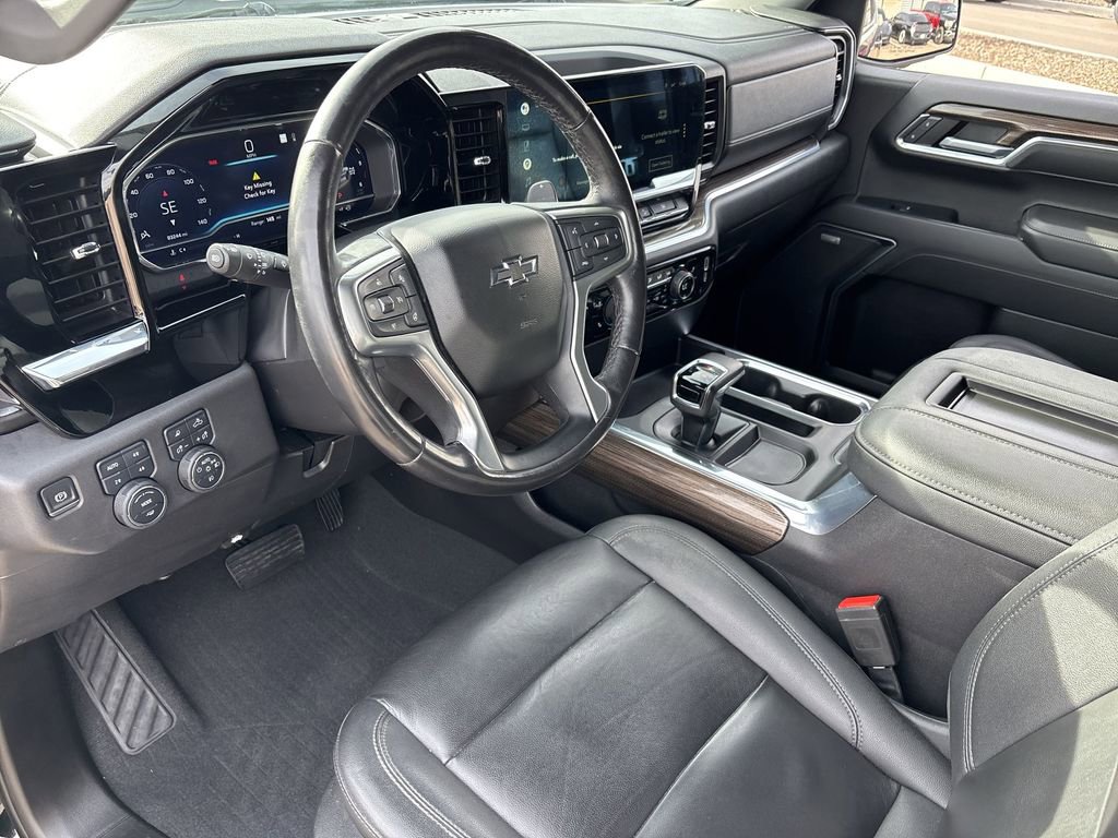 Used 2022 Chevrolet Silverado 1500 LT Trail Boss w/ LT Trail Boss Premium Package image 10