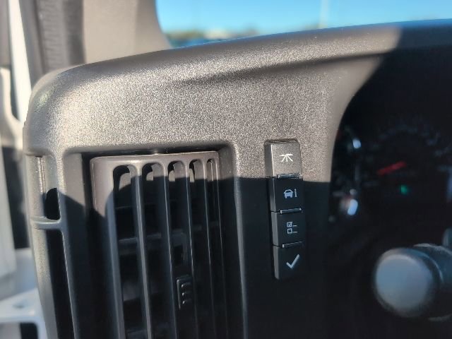 Used 2024 Chevrolet Express 2500 w/ Driver Convenience Package image 21