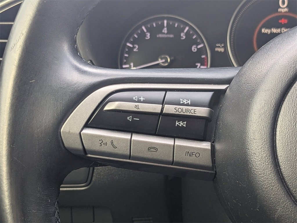 Used 2020 MAZDA MAZDA3 Hatchback image 29