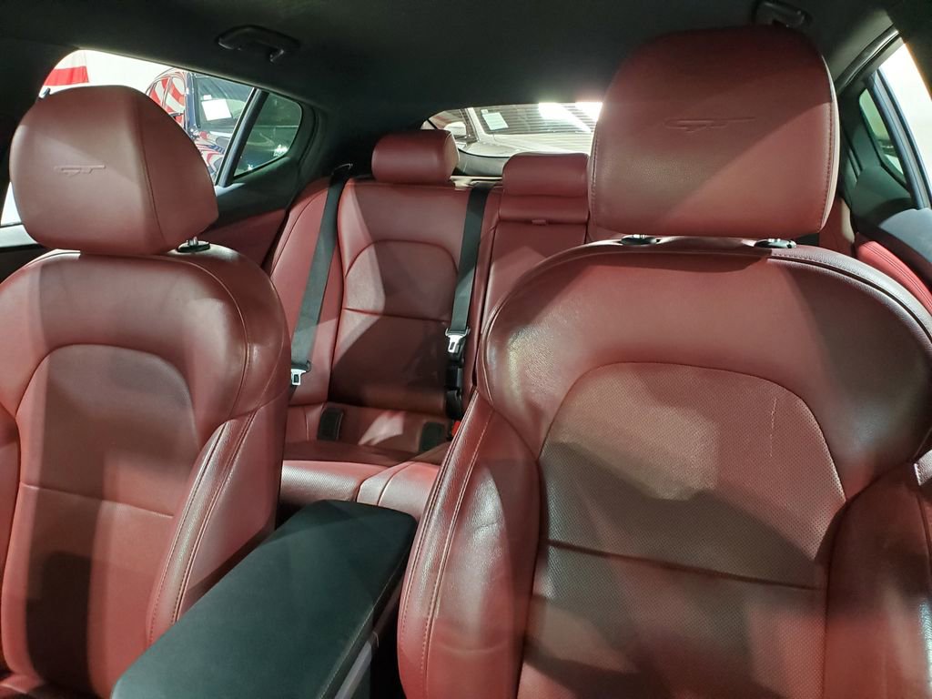 Used 2021 Kia Stinger GT image 32