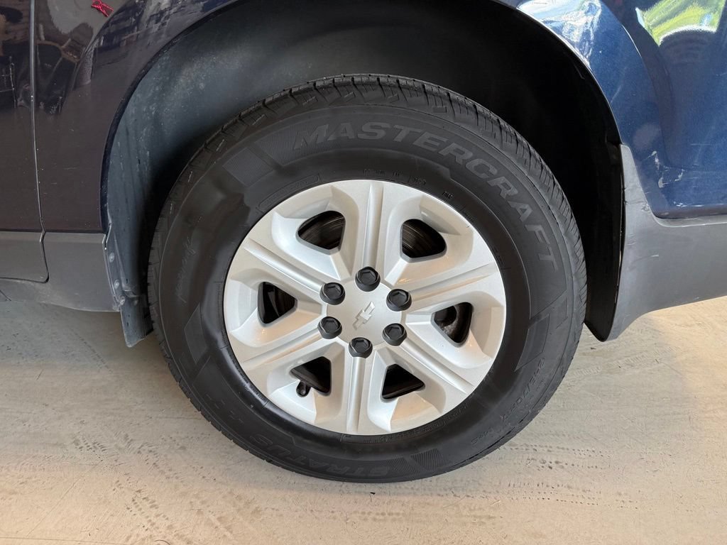 Used 2015 Chevrolet Traverse LS FWD image 35