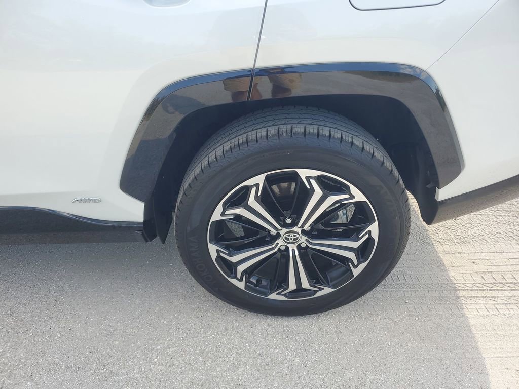 Certified 2025 Toyota RAV4 XSE image 20