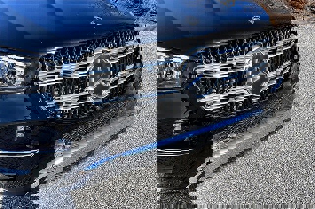 Certified 2025 Mercedes-Benz GLE 350 4MATIC image 36