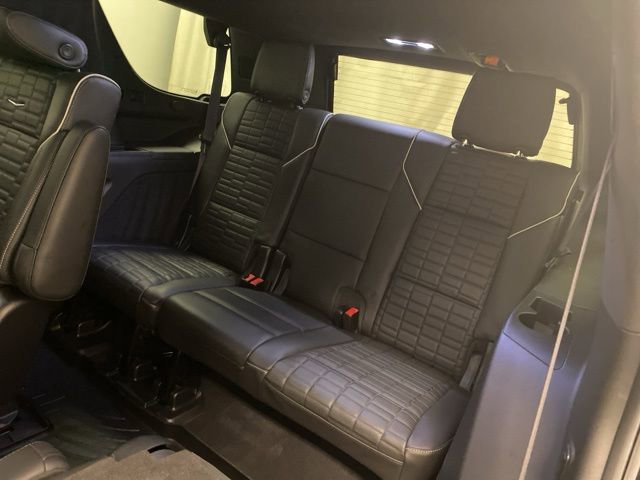 Used 2021 Cadillac Escalade Premium Luxury Platinum w/ Heavy-Duty Trailer Package image 22