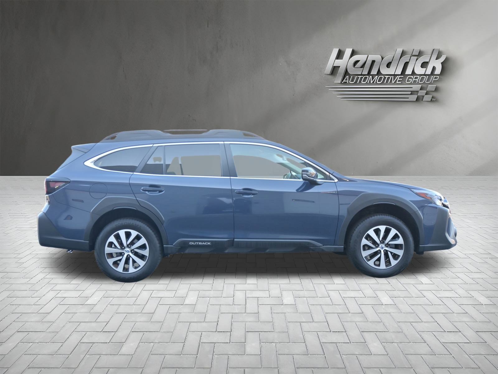 Certified 2025 Subaru Outback Premium image 10