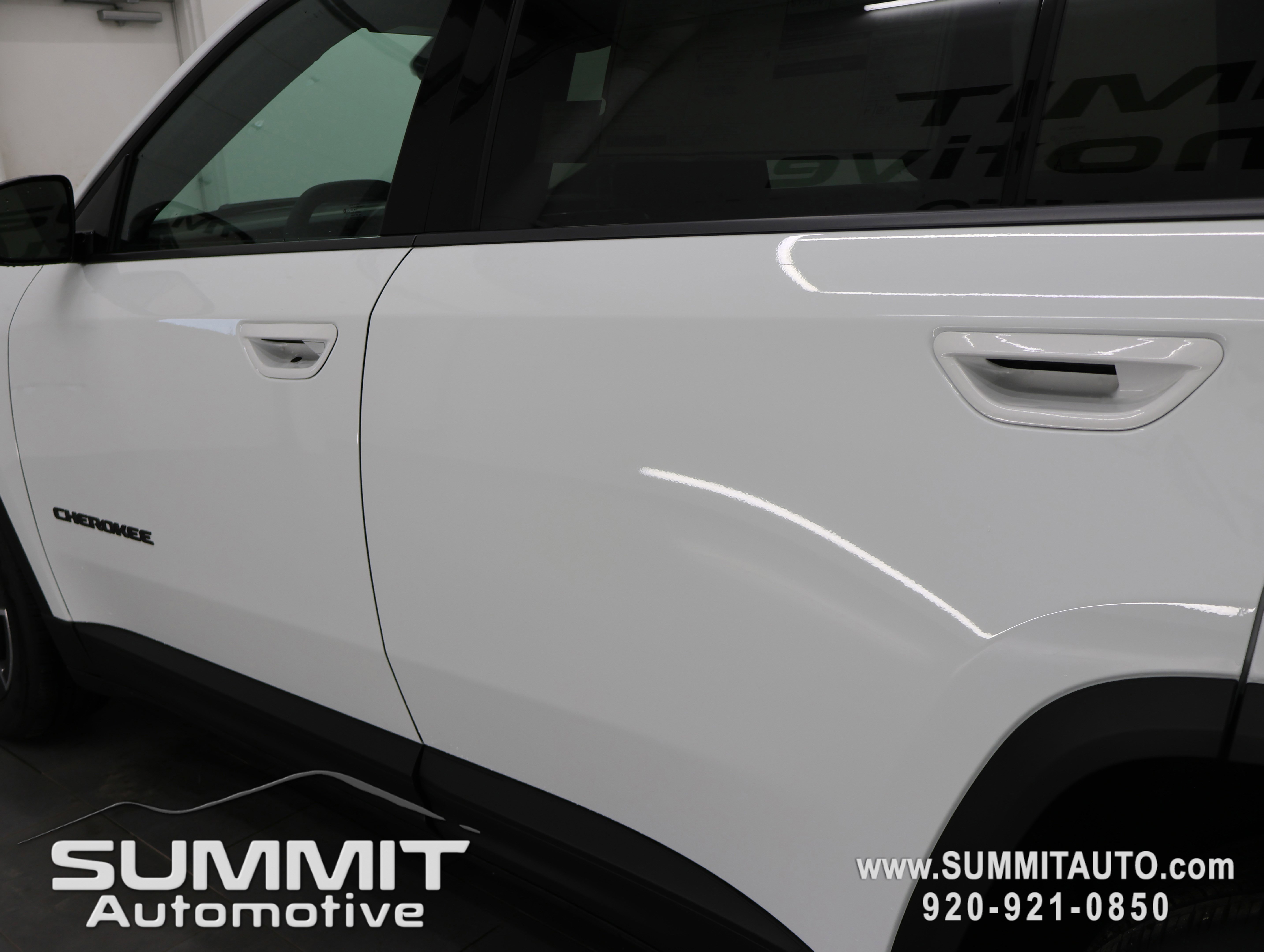 New 2026 Jeep Cherokee Limited image 32