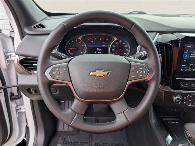 Used 2023 Chevrolet Traverse LT image 11