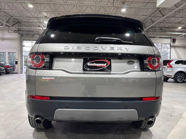 Used 2017 Land Rover Discovery Sport SE image 40