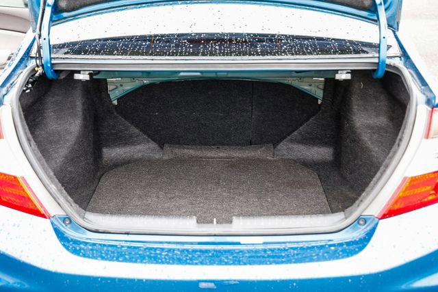 Used 2012 Honda Civic EX-L image 32