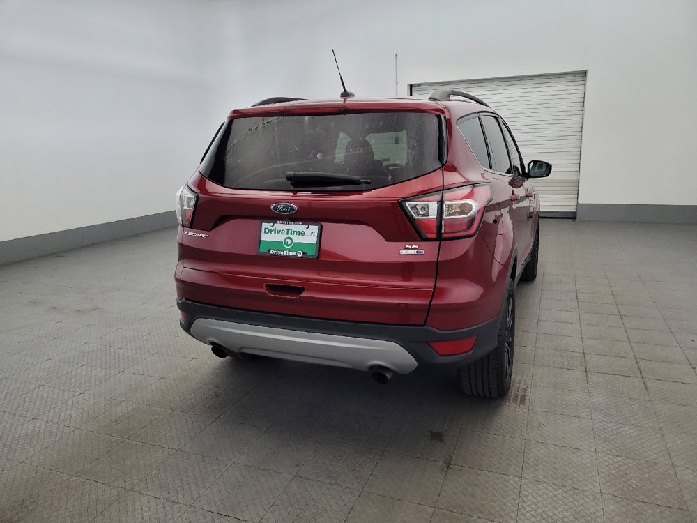 Used 2017 Ford Escape SE w/ Equipment Group 201A AWD/4WD image 7