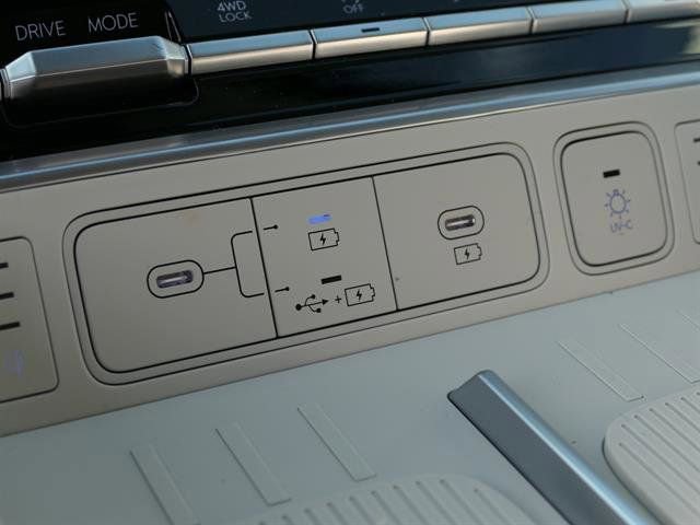 New 2025 Hyundai Santa Fe Calligraphy image 22