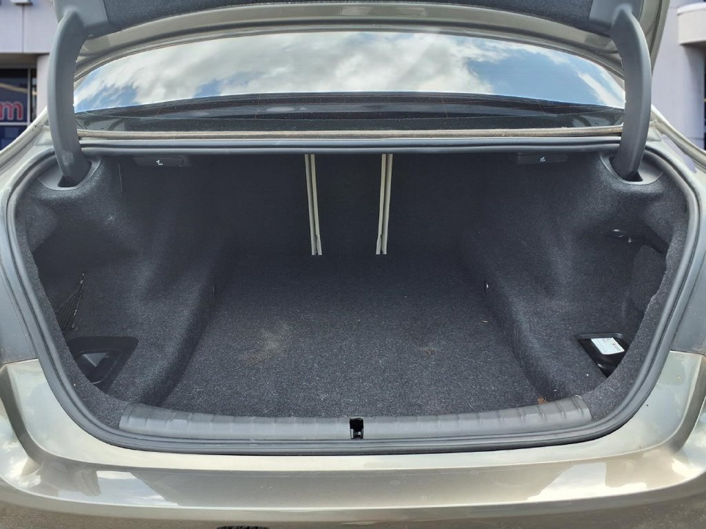 Used 2018 BMW 530i RWD image 26