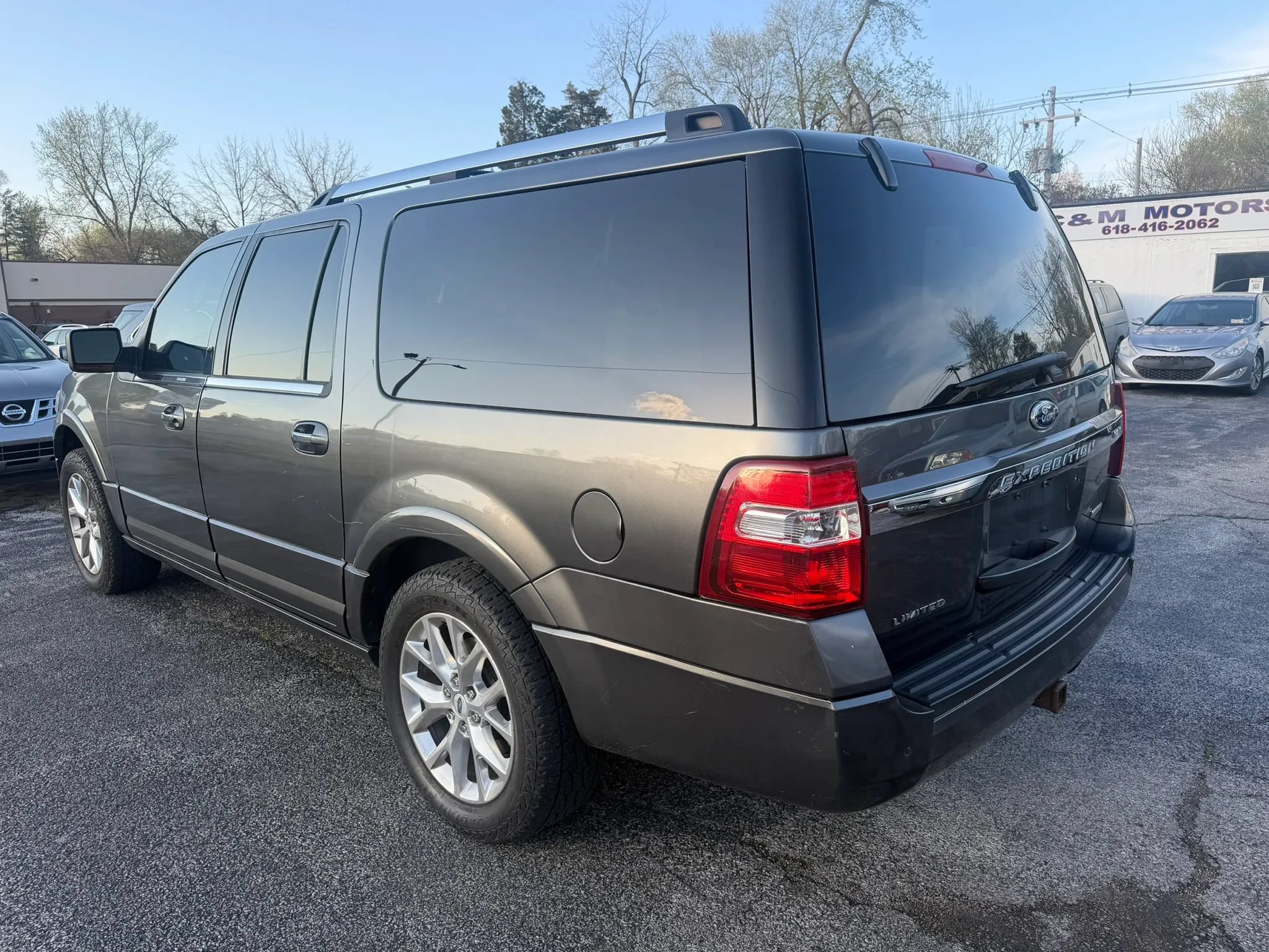 Used 2015 Ford Expedition Max Limited AWD/4WD image 5