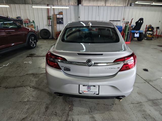 Used 2016 Buick Regal FWD image 5