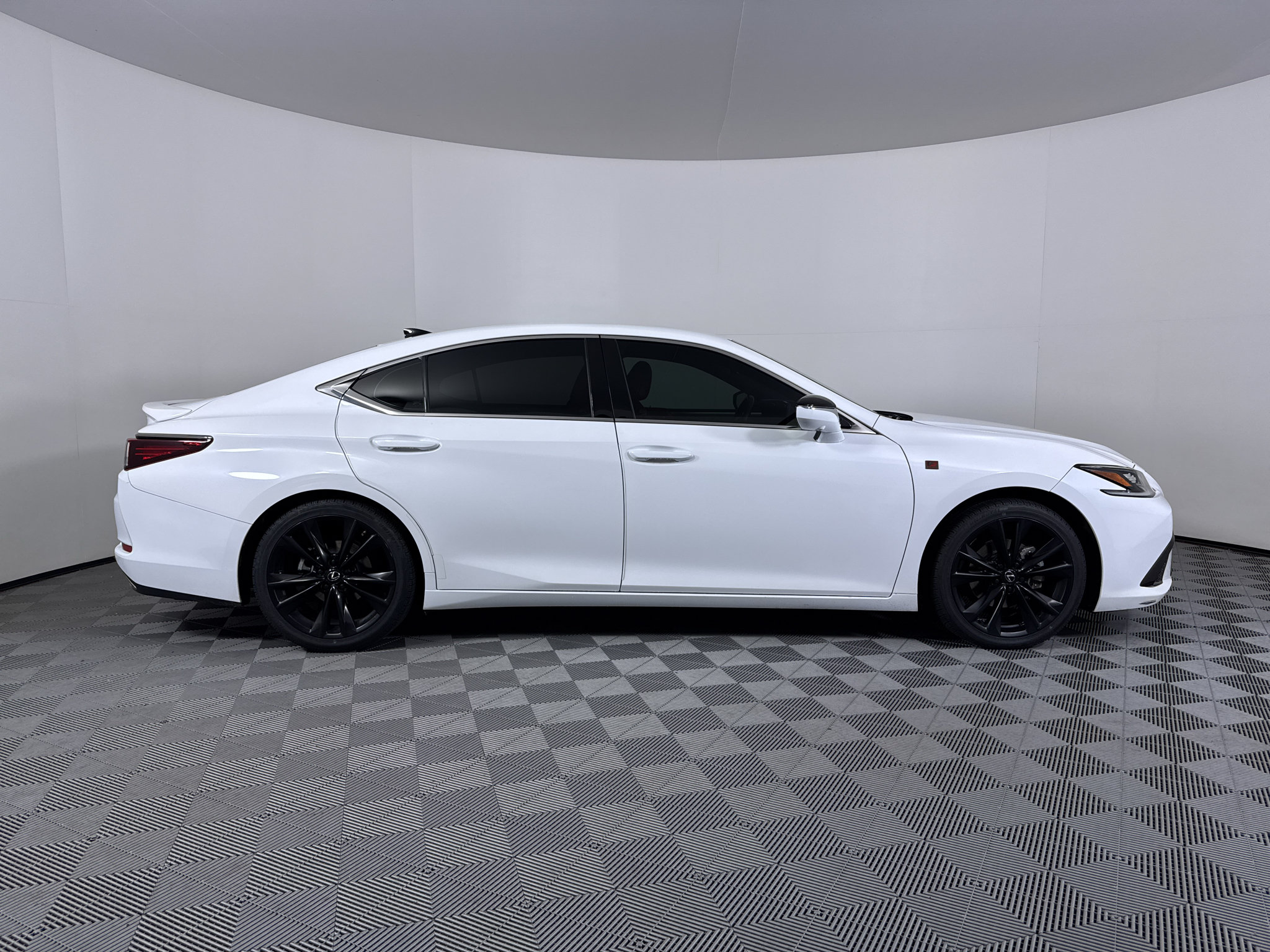 Used 2023 Lexus ES 350 F Sport FWD image 13