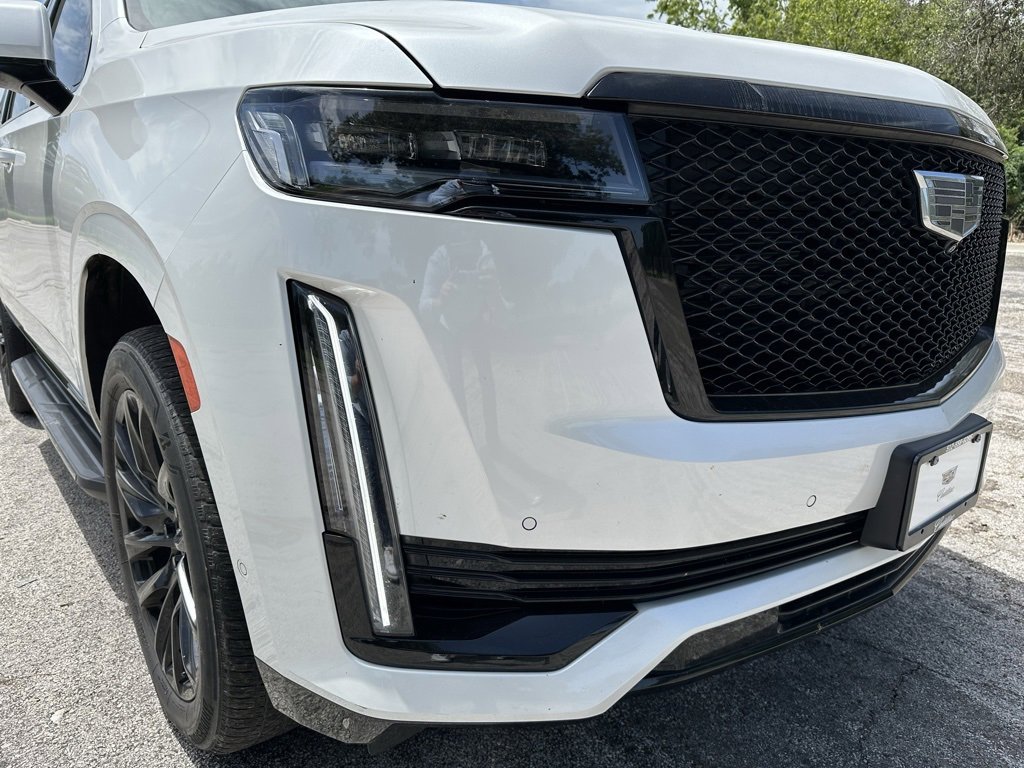 Certified 2023 Cadillac Escalade Sport Platinum w/ LPO, ONYX Package image 6