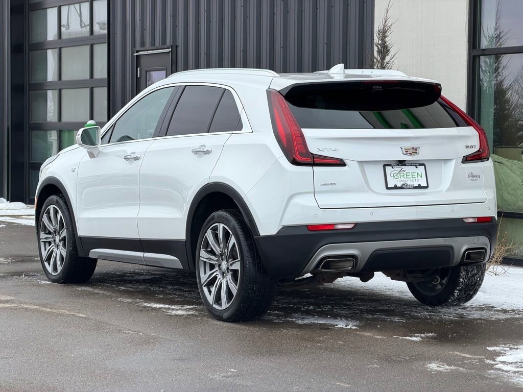 Used 2019 Cadillac XT4 Premium Luxury image 3