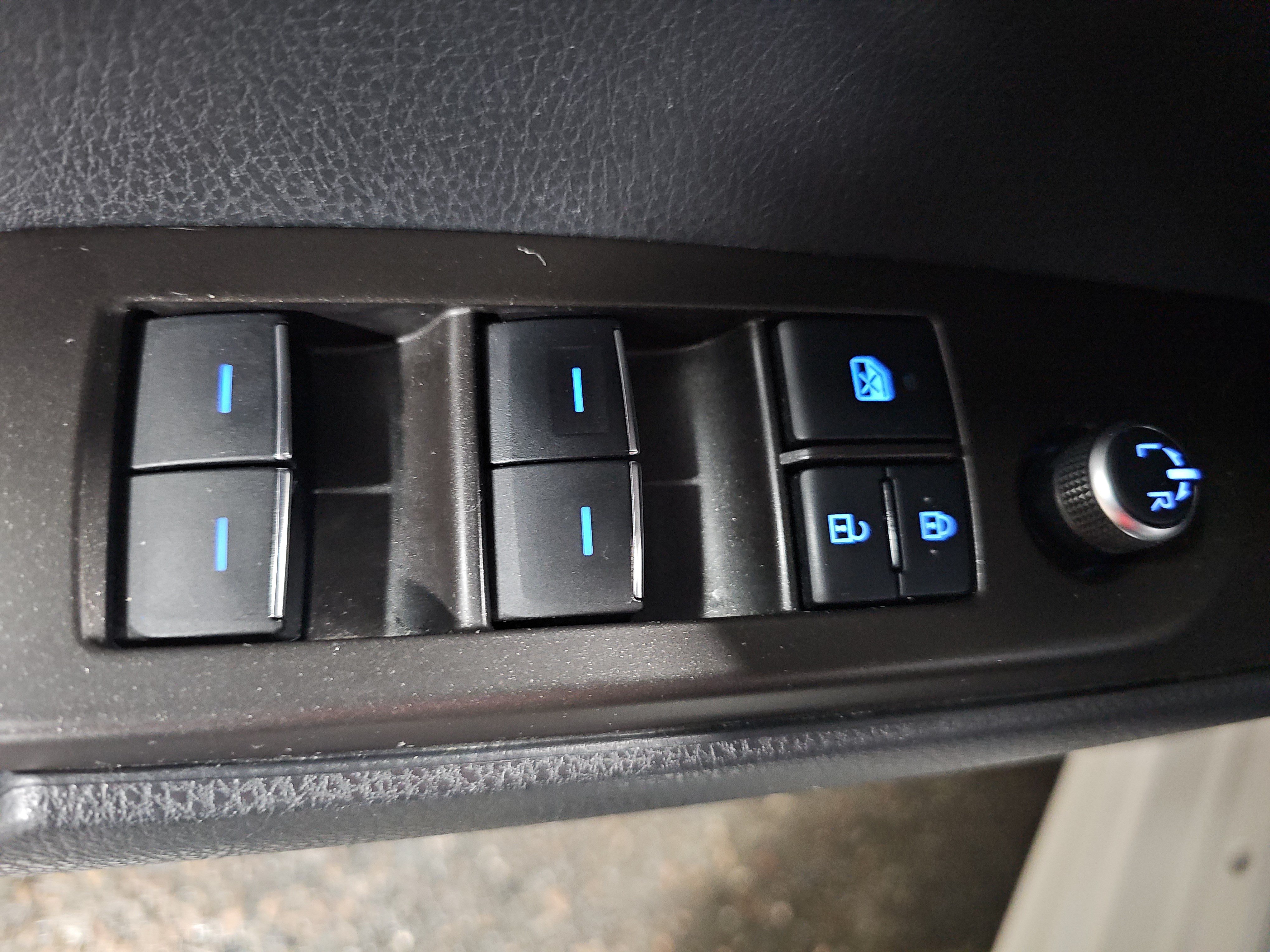 Used 2021 Toyota Camry XSE FWD image 26