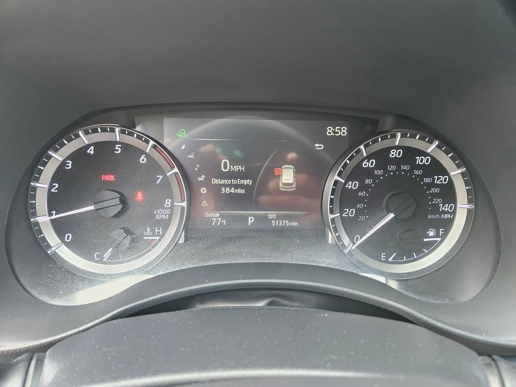 Used 2024 Toyota Highlander LE image 19
