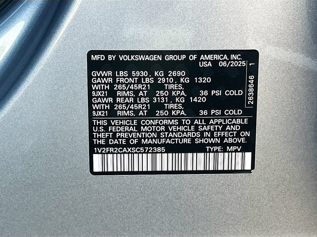 Used 2025 Volkswagen Atlas SEL Premium R-Line AWD/4WD image 32
