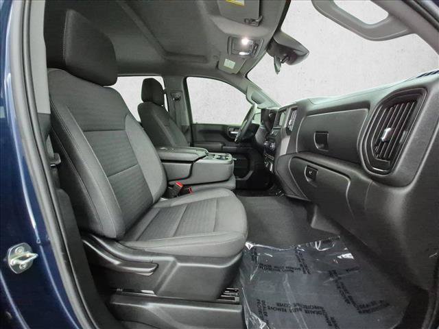Used 2023 Chevrolet Silverado 1500 Custom AWD/4WD image 23