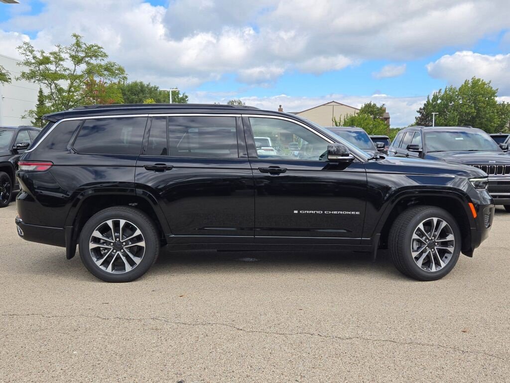 New 2025 Jeep Grand Cherokee L Overland w/ Luxury Tech Group IV image 6