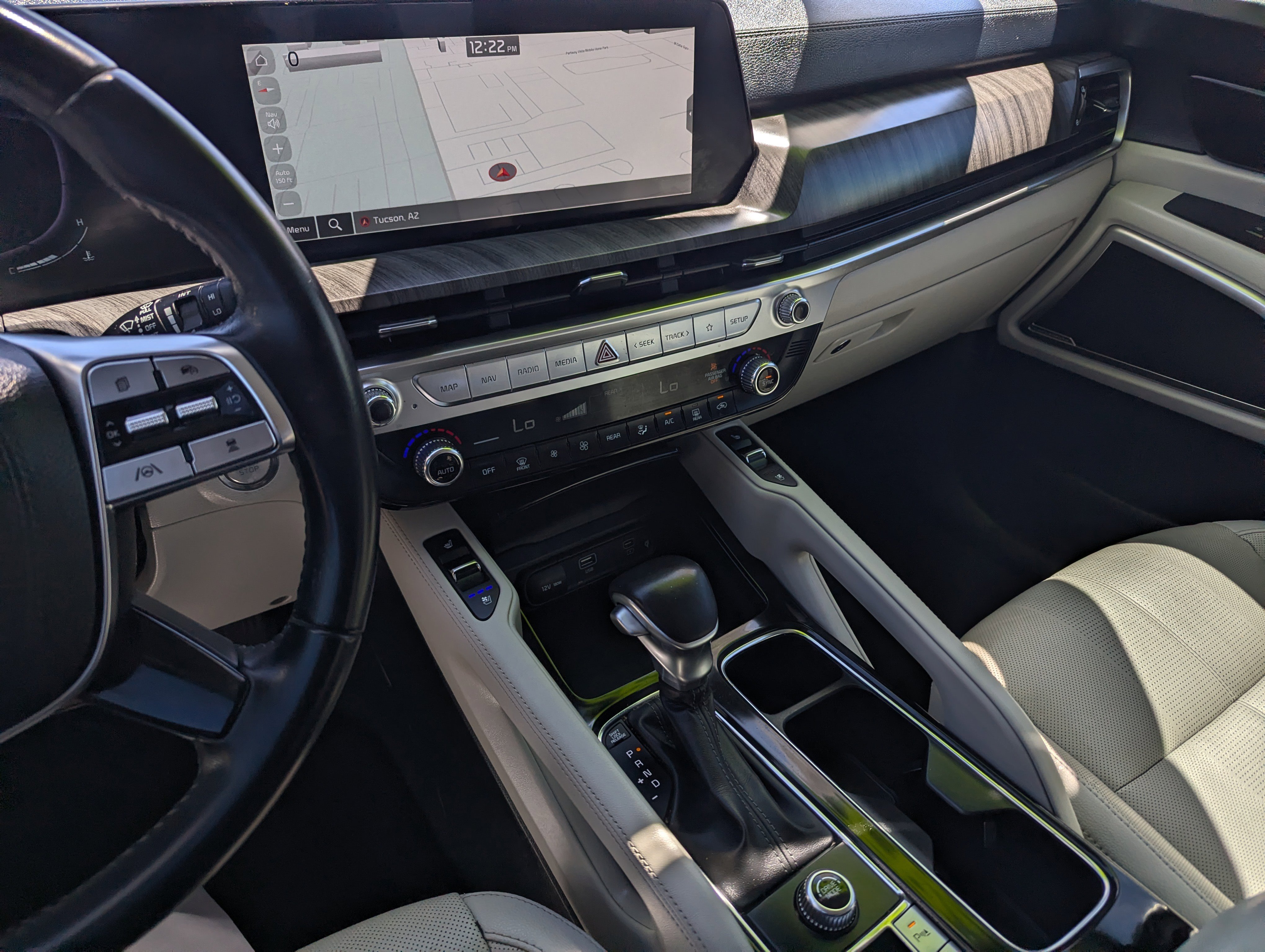 Used 2023 Kia Telluride EX image 11