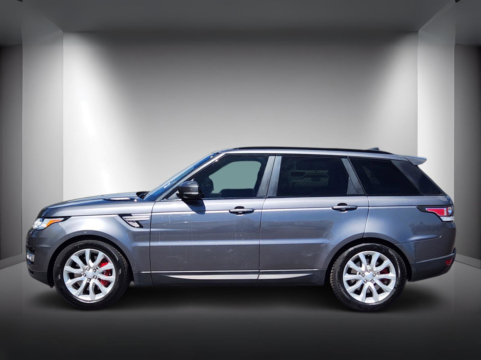 Used 2017 Land Rover Range Rover Sport AWD/4WD image 2