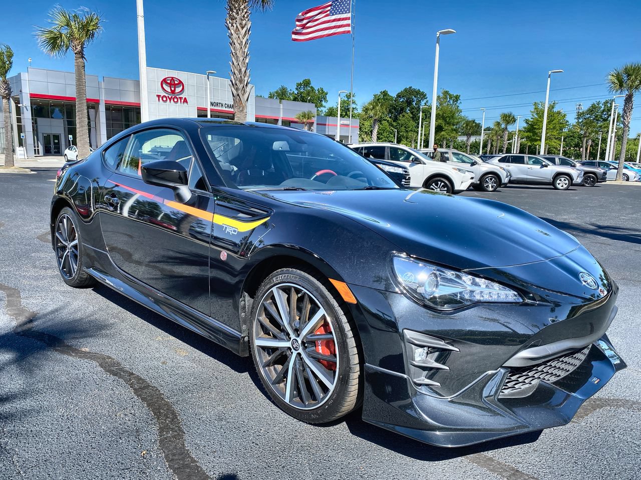 Used 2019 Toyota 86 TRD SE RWD image 2