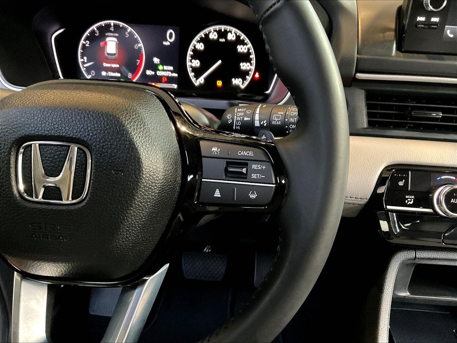 Used 2024 Honda Pilot EX-L image 12