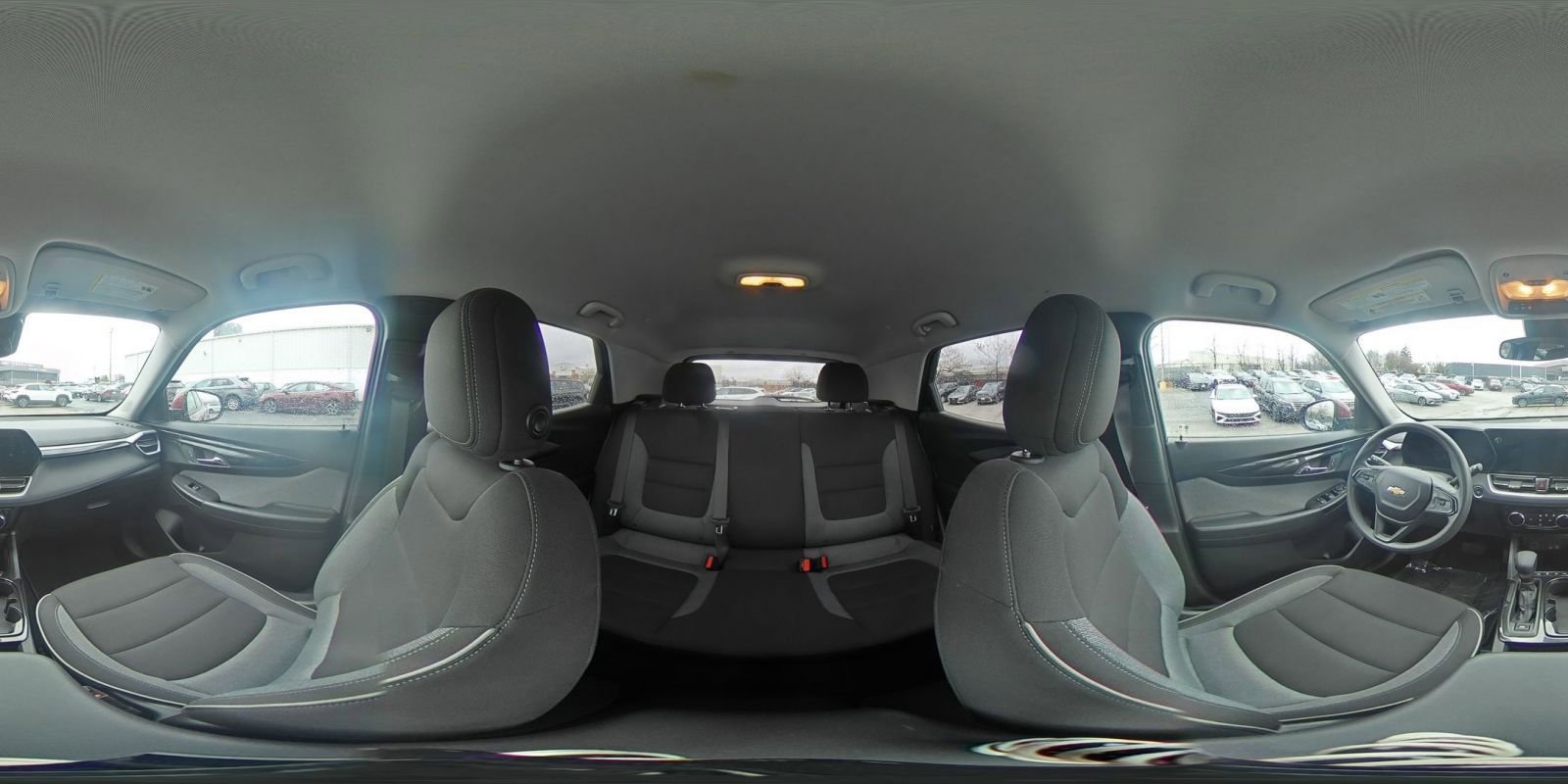 Used 2025 Chevrolet TrailBlazer LT w/ Driver Confidence Package image 43