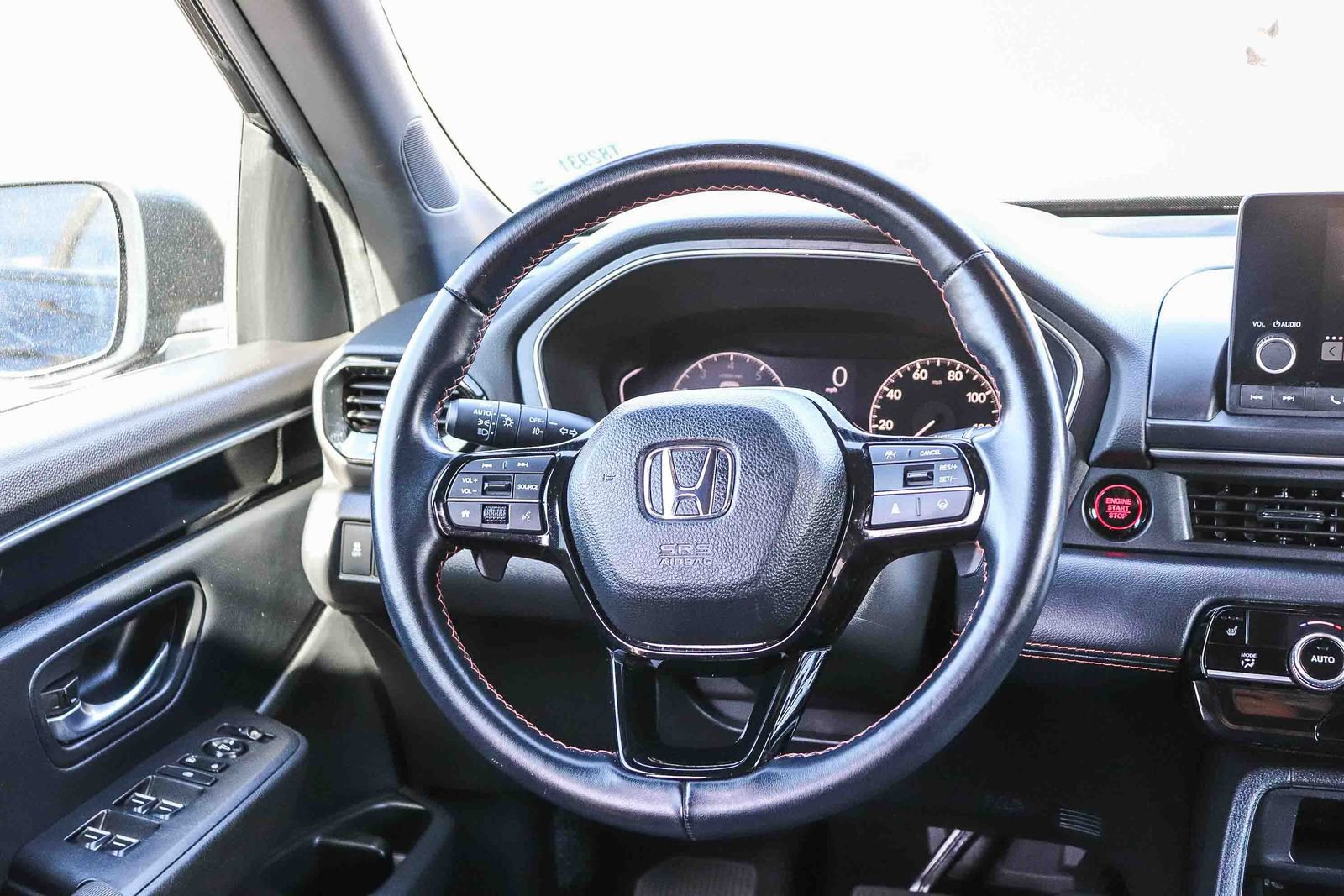 Used 2024 Honda Pilot Sport image 18