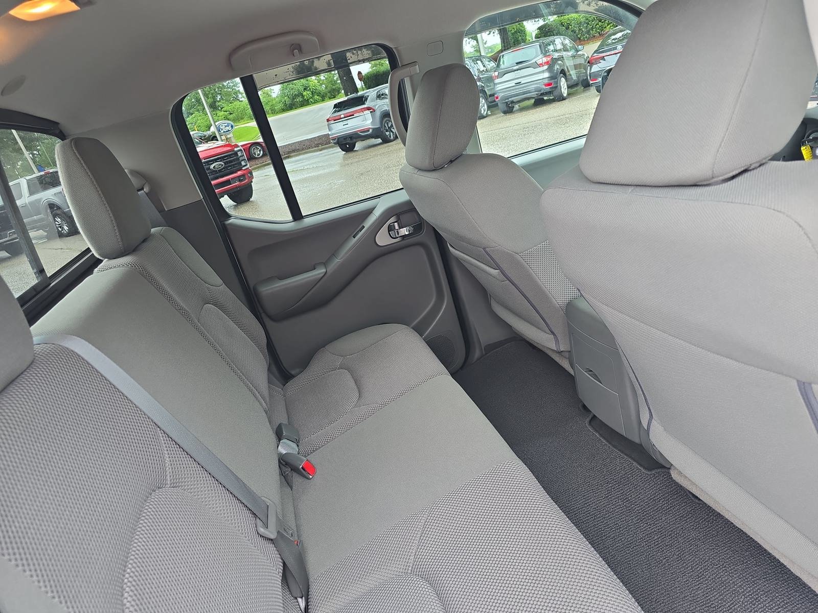 Used 2019 Nissan Frontier SV w/ Value Truck Package RWD image 11
