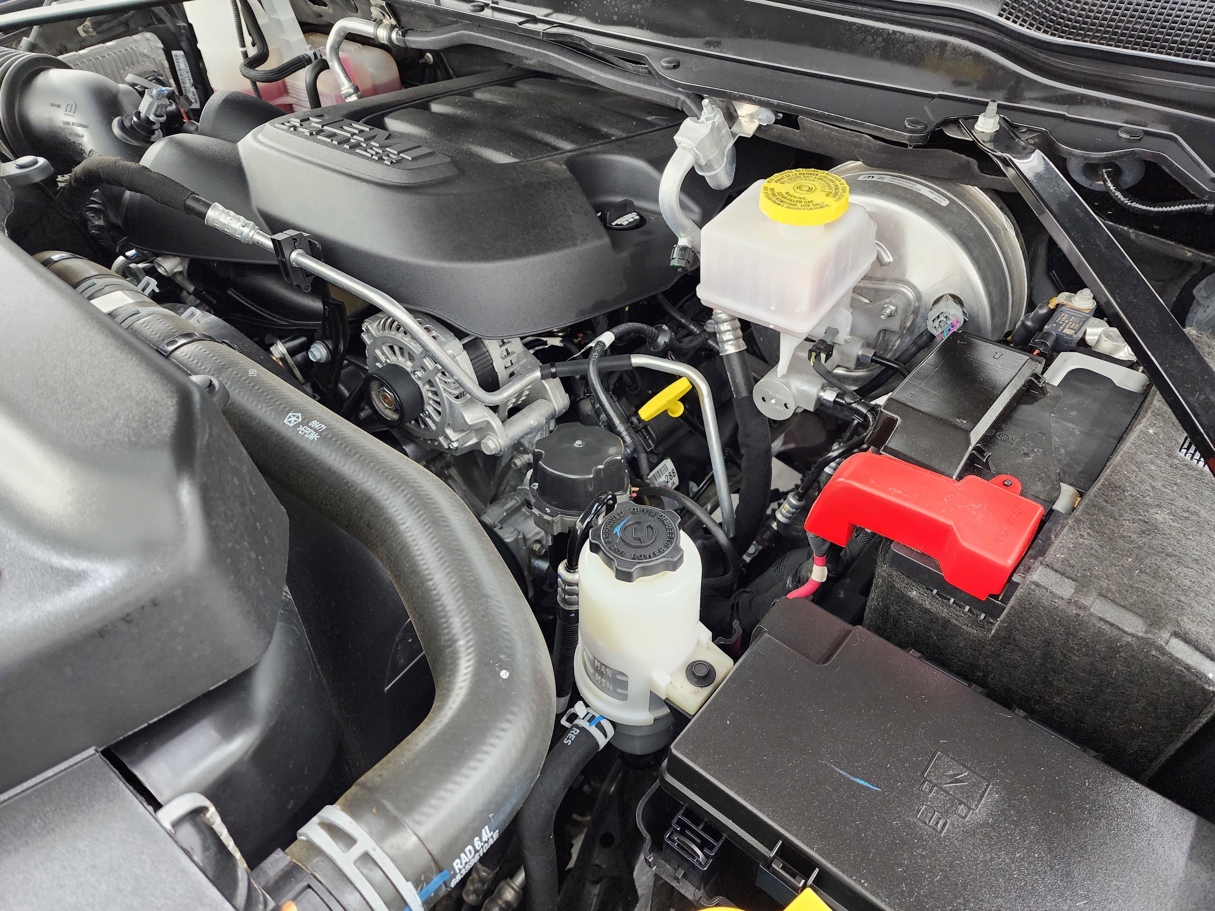 Used 2024 RAM 2500 Tradesman w/ Protection Group image 18