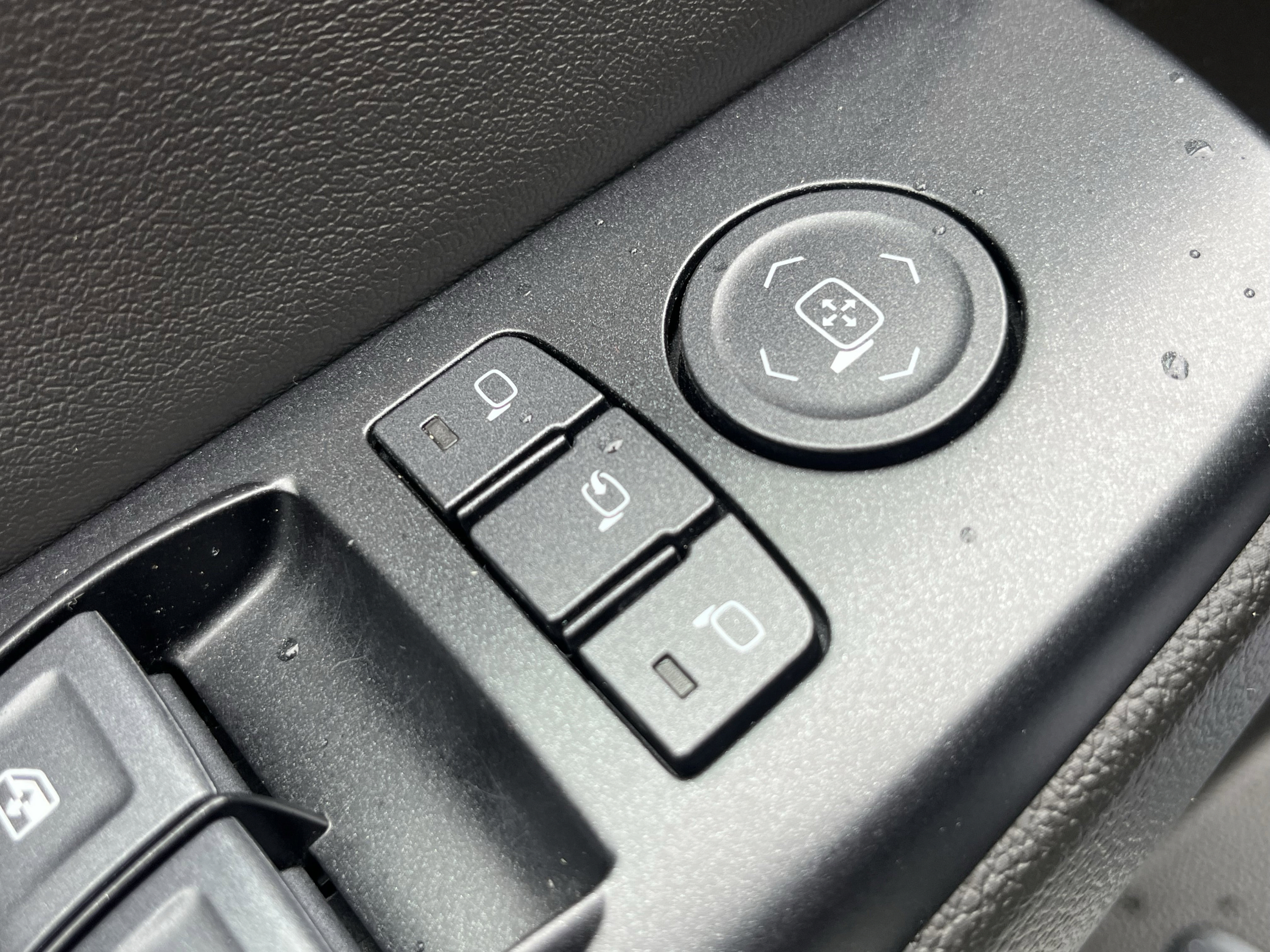 Used 2019 GMC Yukon Denali w/ Open Road Package AWD/4WD image 34