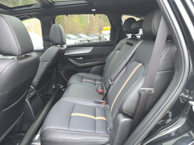 Used 2025 MAZDA CX-70 3.3 Turbo S w/ Premium Package image 21