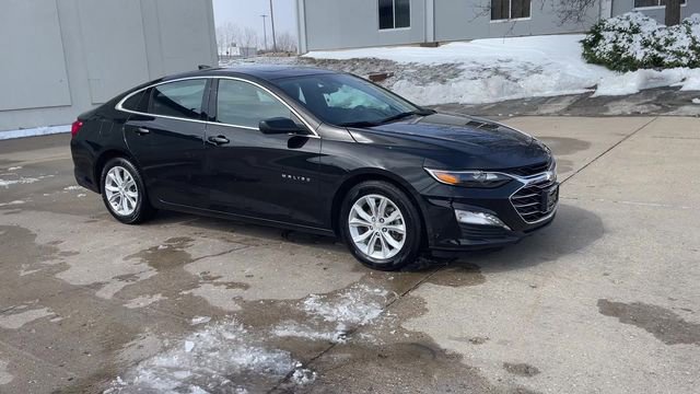 Used 2024 Chevrolet Malibu LT FWD image 2