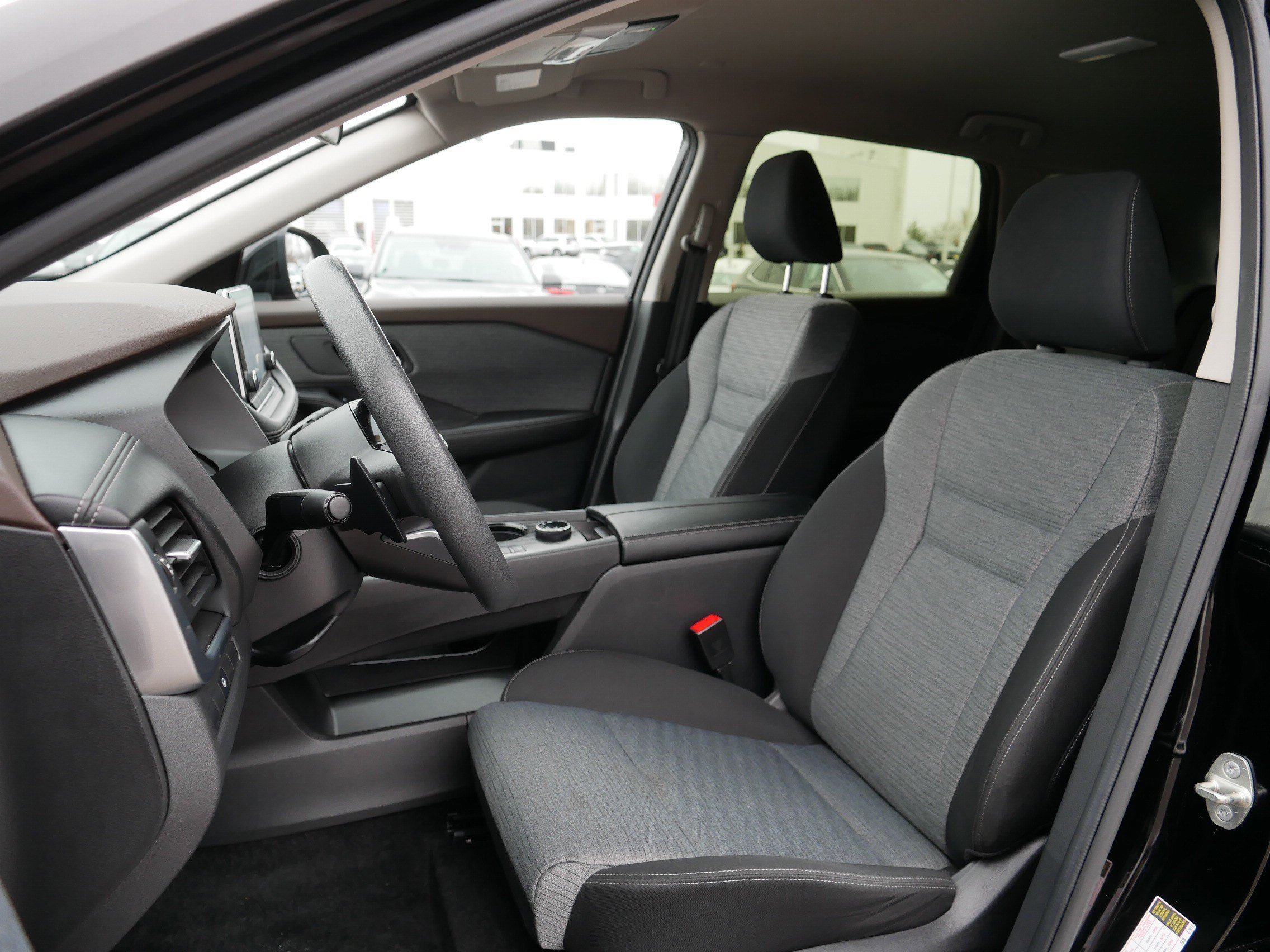 Certified 2023 Nissan Rogue SV AWD/4WD image 34