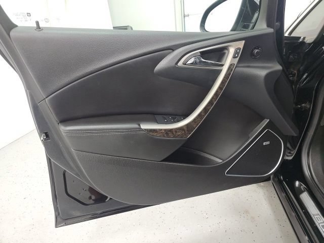 Used 2016 Buick Verano Leather FWD image 11