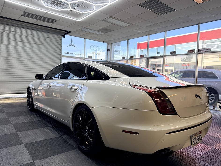 Used 2012 Jaguar XJ L Supercharged RWD image 16