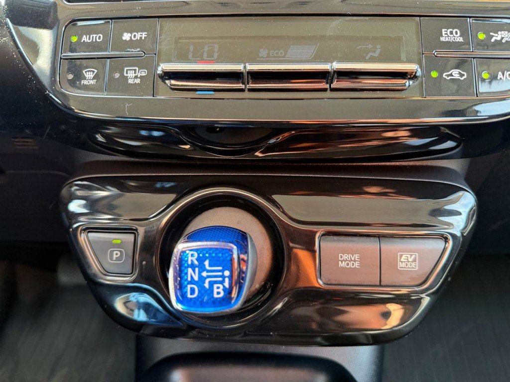 Used 2018 Toyota Prius Two w/ Prius Two Safety Plus Package FWD image 34