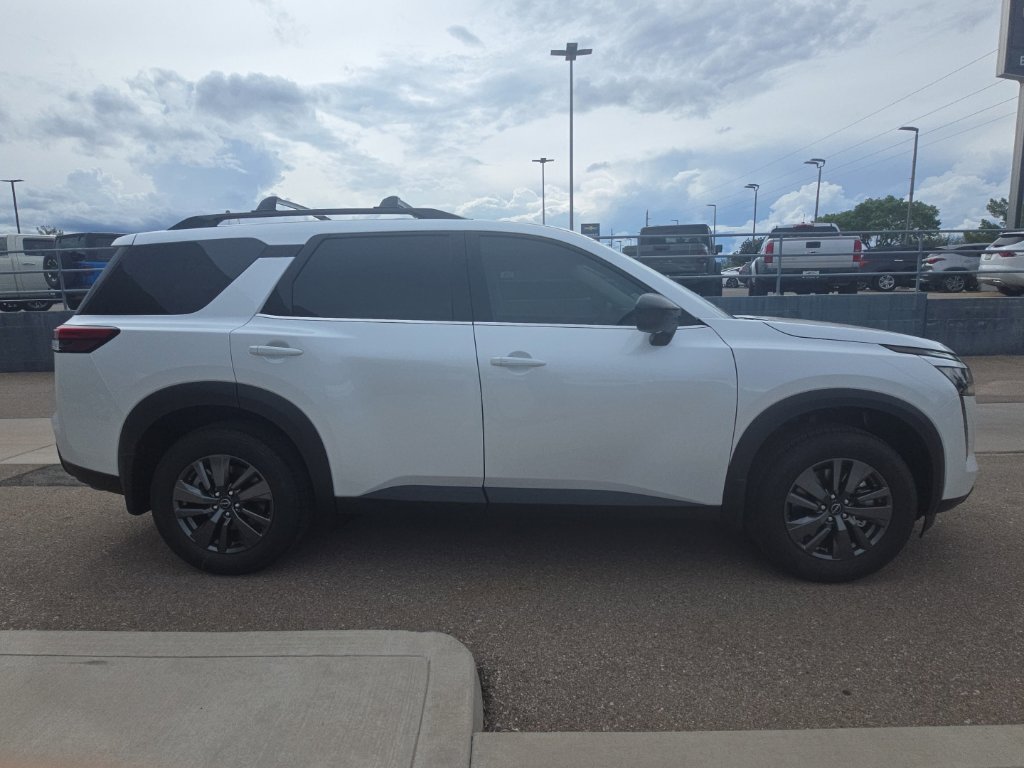 New 2026 Nissan Pathfinder SV FWD image 4