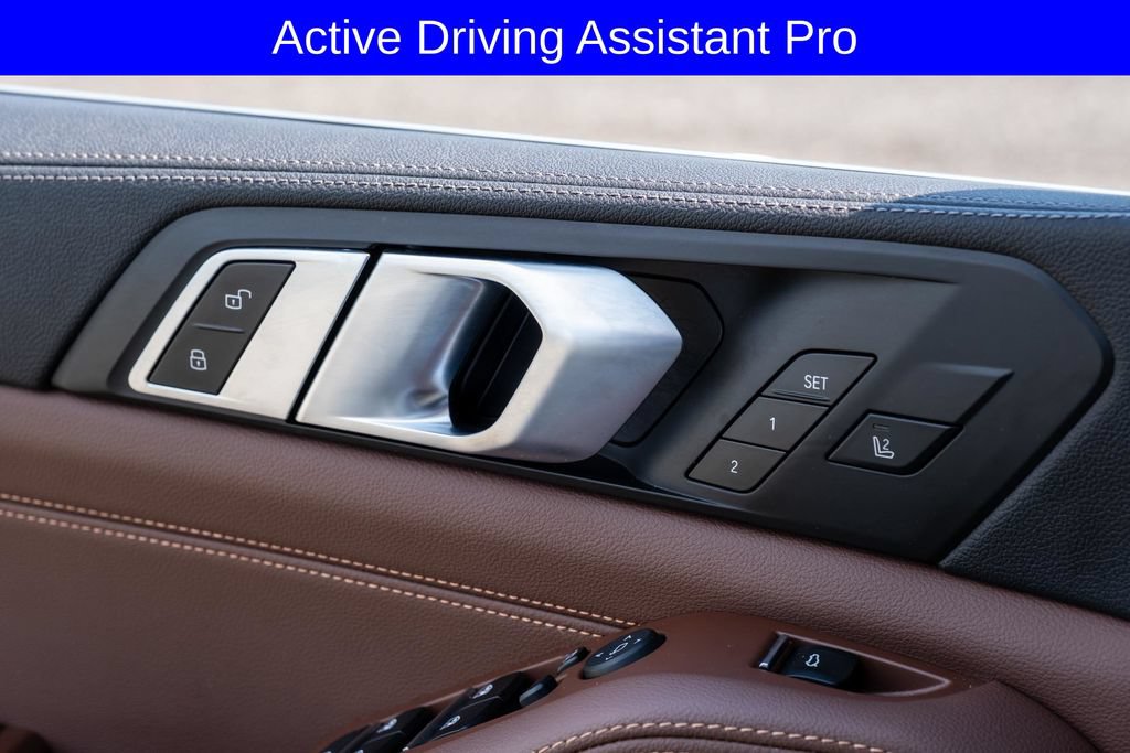 Used 2022 BMW X5 xDrive40i AWD/4WD image 13