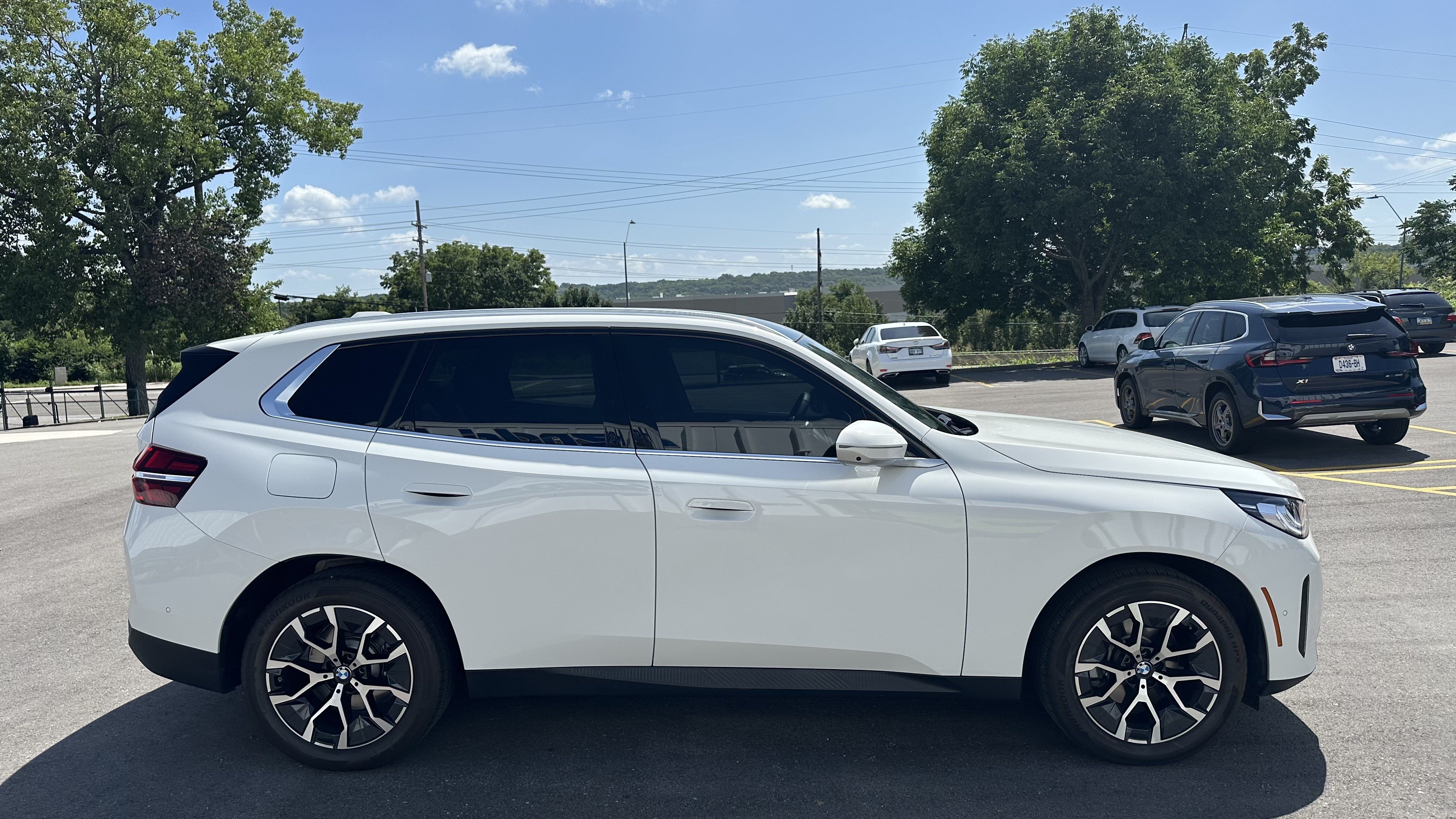 Used 2025 BMW X3 xDrive30i w/ Premium Package AWD/4WD image 11
