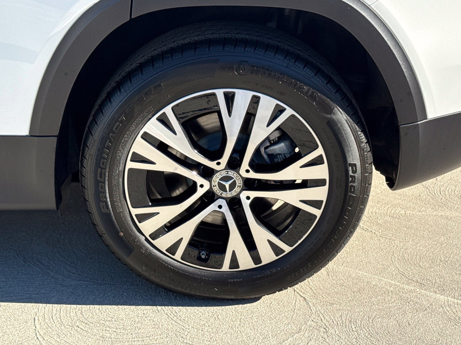 New 2026 Mercedes-Benz GLB 250 4MATIC image 11