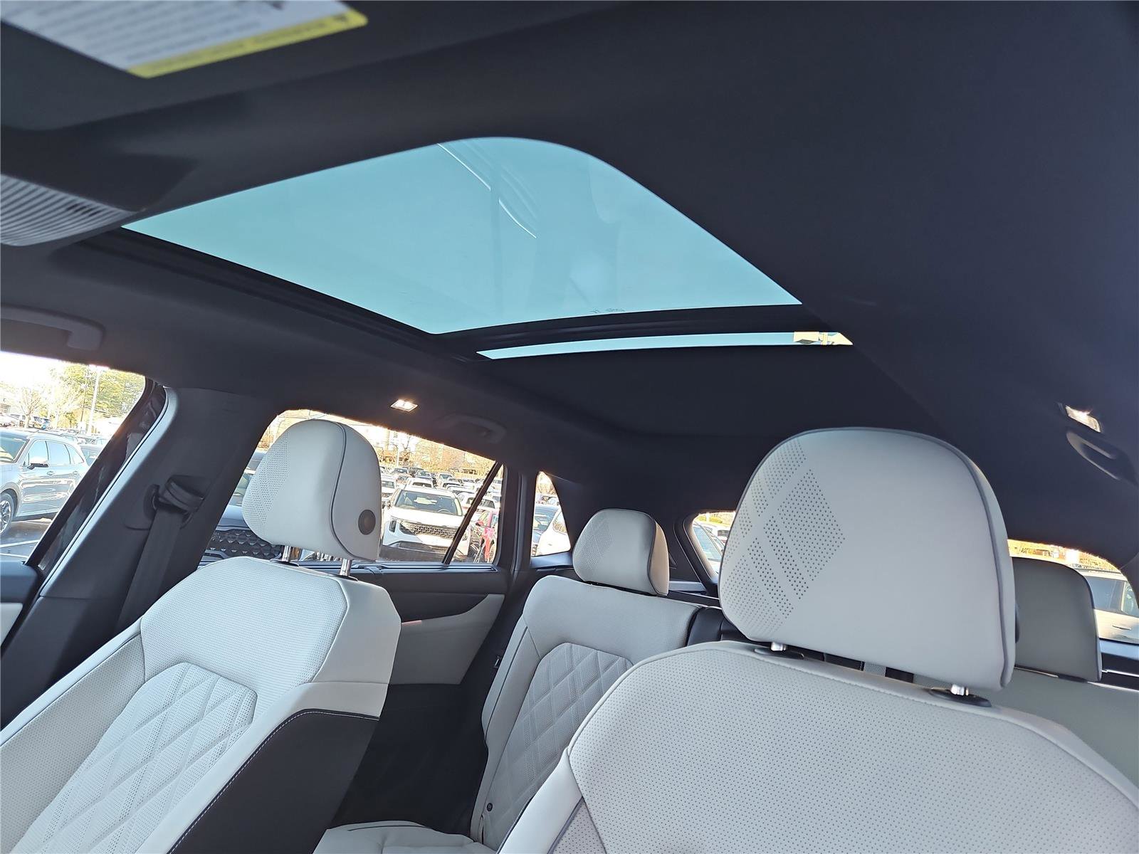 New 2026 Volkswagen Atlas Cross Sport SEL Premium R-Line image 22