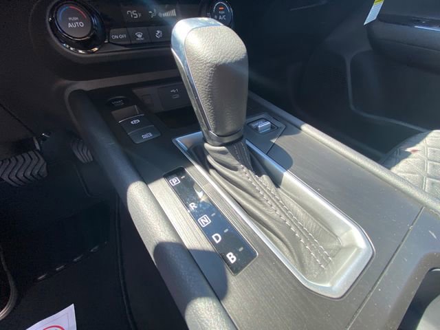 New 2026 Nissan Kicks SV FWD image 18