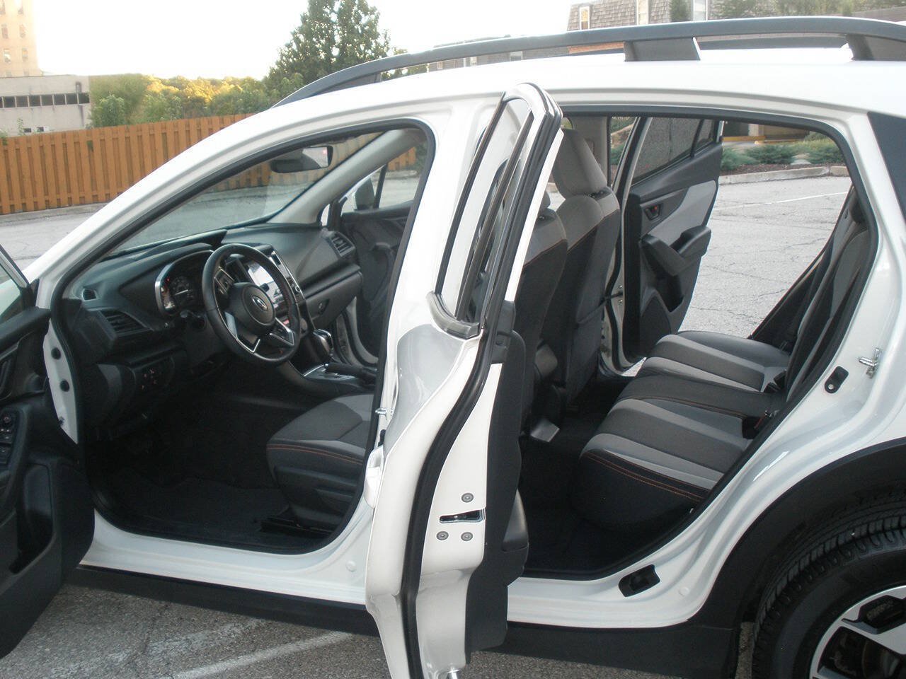Used 2018 Subaru Crosstrek 2.0i Premium AWD/4WD image 23