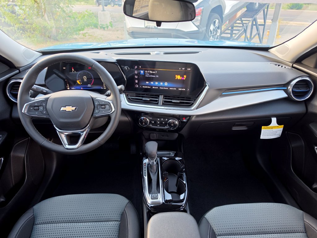 New 2026 Chevrolet Trax LT w/ Driver Confidence Package FWD image 15