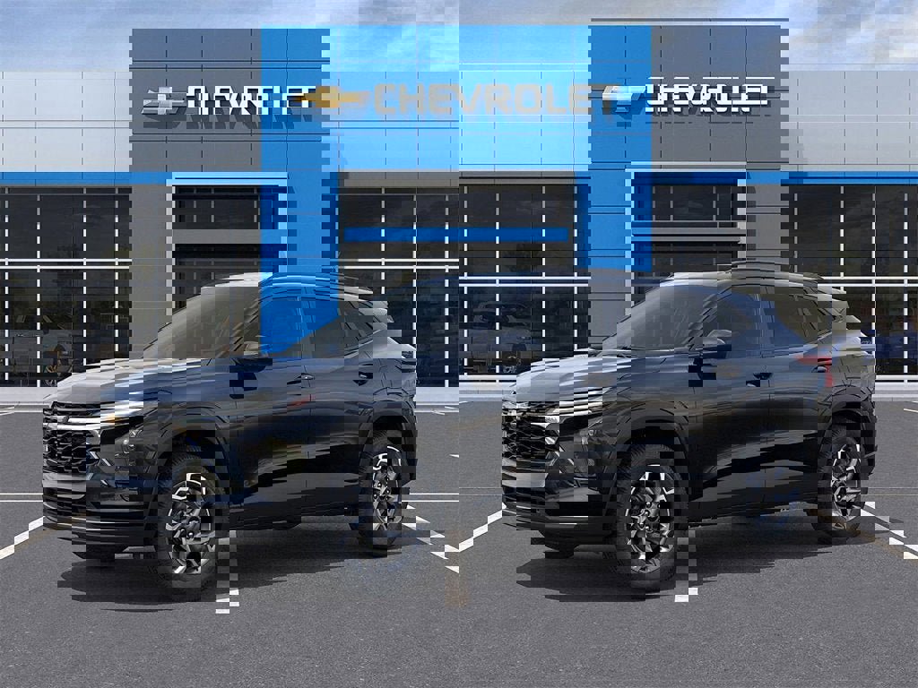 New 2025 Chevrolet Trax LT w/ Driver Confidence Package image 3